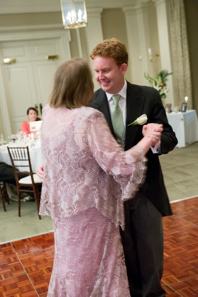atlanta-wedding-glenn-memorial-chapel-east-lake-golf-club-wedding-photographer-denis-reggie-1987