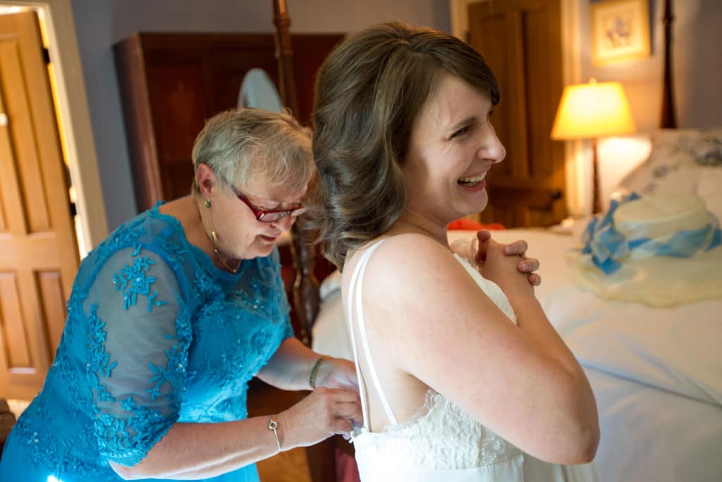 atlanta-wedding-photographer-denis-reggie-home-tented-wedding-backyard-wedding-at-home-0316