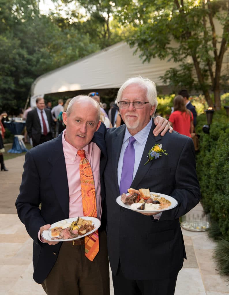 atlanta-wedding-photographer-denis-reggie-home-tented-wedding-backyard-wedding-at-home-1072