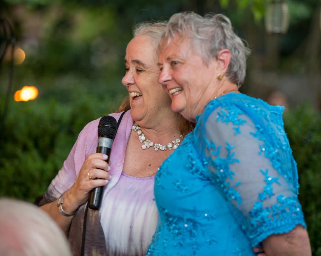 atlanta-wedding-photographer-denis-reggie-home-tented-wedding-backyard-wedding-at-home-1106