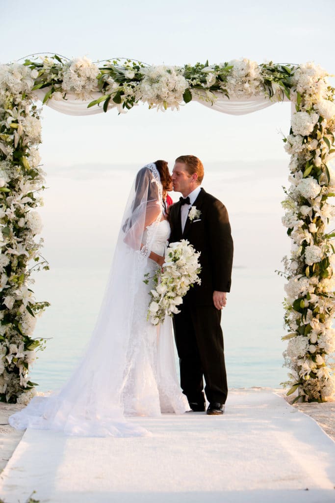 beach-wedding-destination-maldives-four-seasons-resort-photographer-atlanta-destination-wedding-photographer-denis-reggie-0534