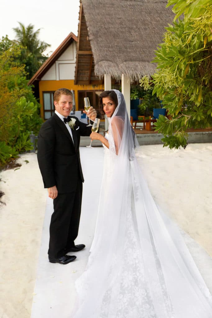 beach-wedding-destination-maldives-four-seasons-resort-photographer-atlanta-destination-wedding-photographer-denis-reggie-0616