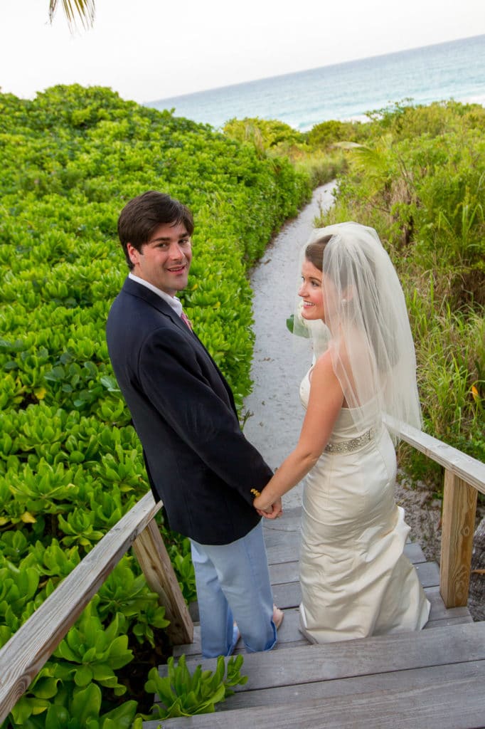 harbour-island-wedding-atlanta-destination-wedding-photographer-denis-reggie-31