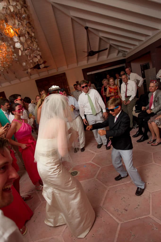 harbour-island-wedding-atlanta-destination-wedding-photographer-denis-reggie-68