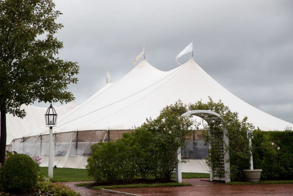 marthas-veneyard-wedding-photographer-old-whaling-church-field-club-tented-reception-0688