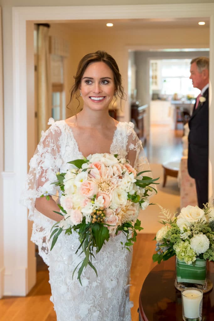 marthas-veneyard-wedding-photographer-old-whaling-church-field-club-tented-reception-0873