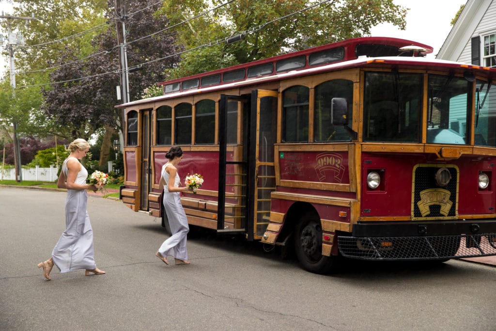 marthas-veneyard-wedding-photographer-old-whaling-church-field-club-tented-reception-0902