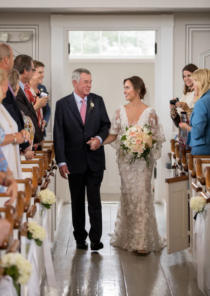 marthas-veneyard-wedding-photographer-old-whaling-church-field-club-tented-reception-1213