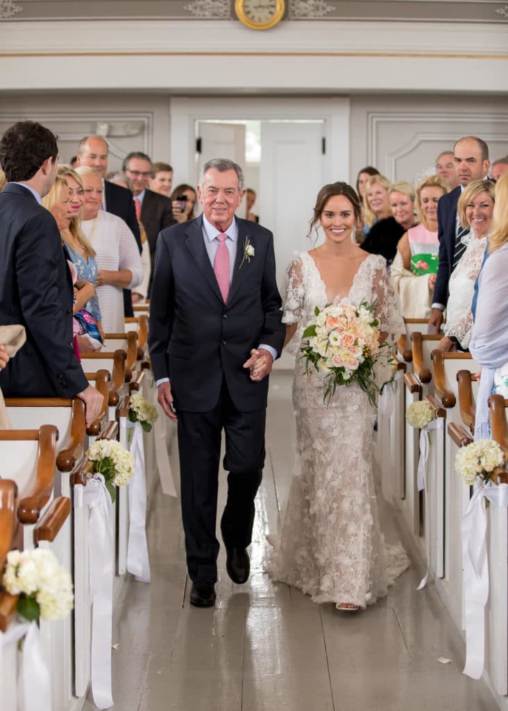 marthas-veneyard-wedding-photographer-old-whaling-church-field-club-tented-reception-1219