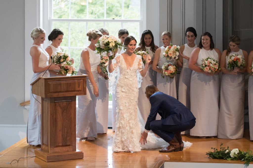 marthas-veneyard-wedding-photographer-old-whaling-church-field-club-tented-reception-1310