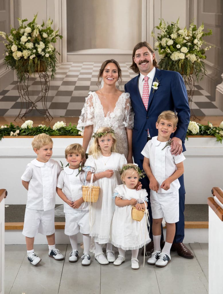 marthas-veneyard-wedding-photographer-old-whaling-church-field-club-tented-reception-1404