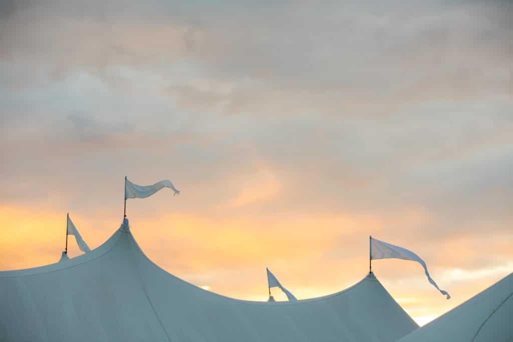 marthas-veneyard-wedding-photographer-old-whaling-church-field-club-tented-reception-1762