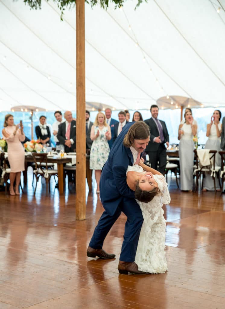 marthas-veneyard-wedding-photographer-old-whaling-church-field-club-tented-reception-1804