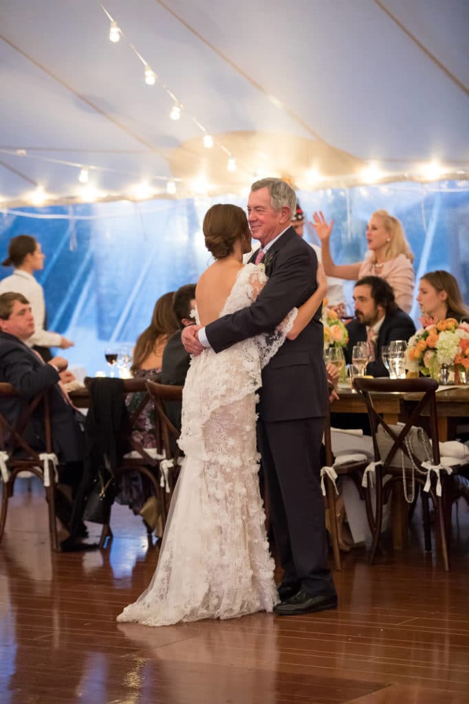 marthas-veneyard-wedding-photographer-old-whaling-church-field-club-tented-reception-1987
