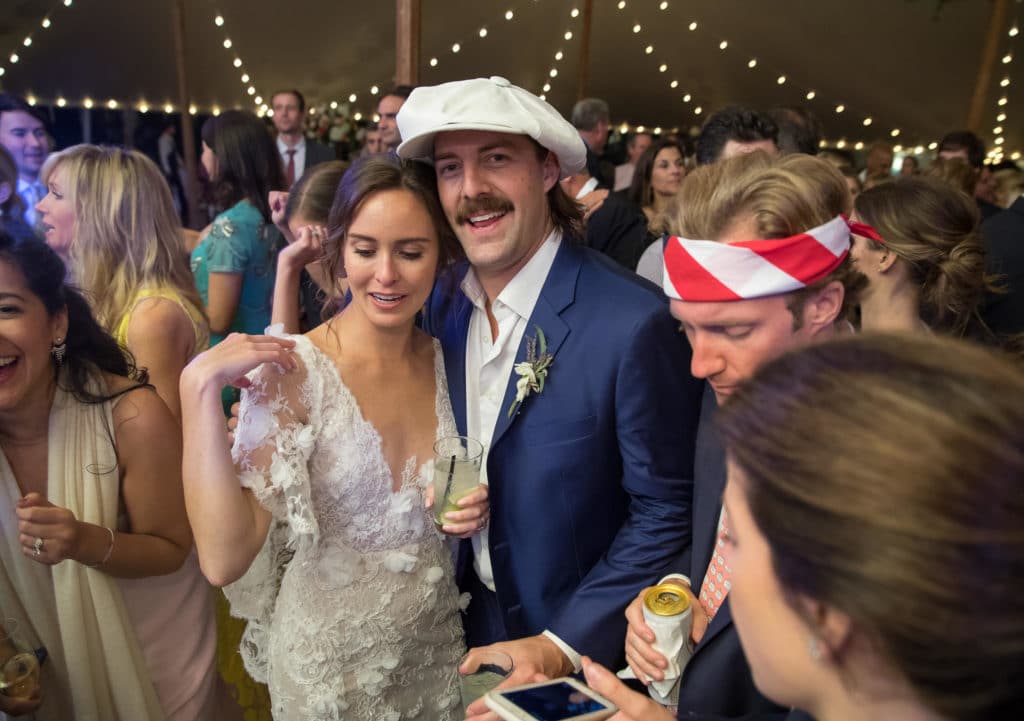 marthas-veneyard-wedding-photographer-old-whaling-church-field-club-tented-reception-2204