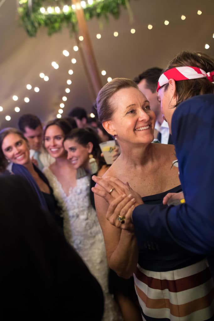 marthas-veneyard-wedding-photographer-old-whaling-church-field-club-tented-reception-2259