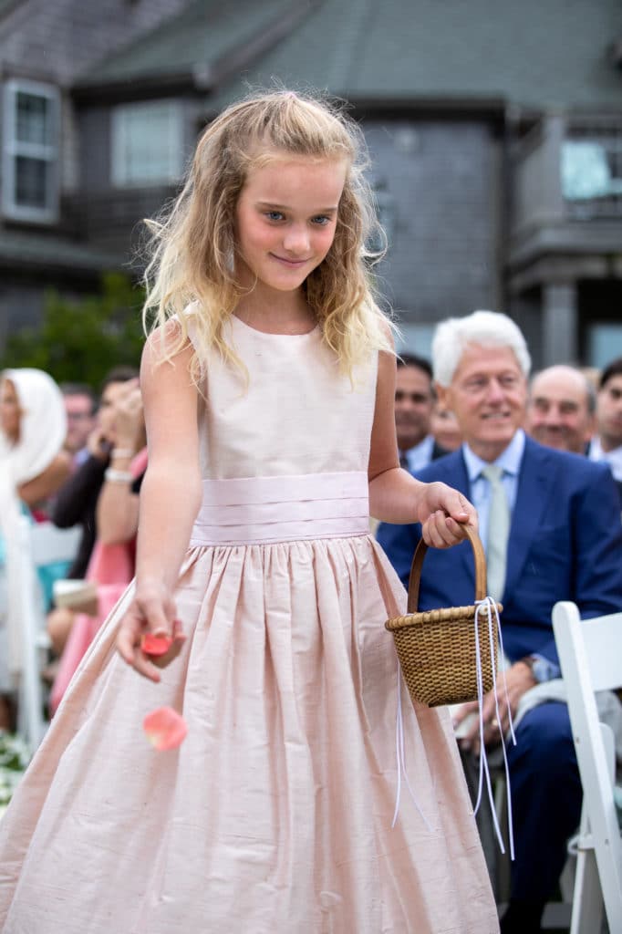 nantucket-wedding-photographer-yacht-club-beach-wedding-bill-clinton-hillary-clinton-2060
