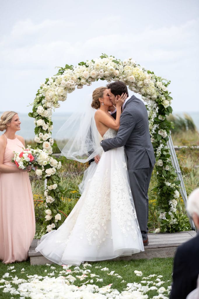 nantucket-wedding-photographer-yacht-club-beach-wedding-bill-clinton-hillary-clinton-2226