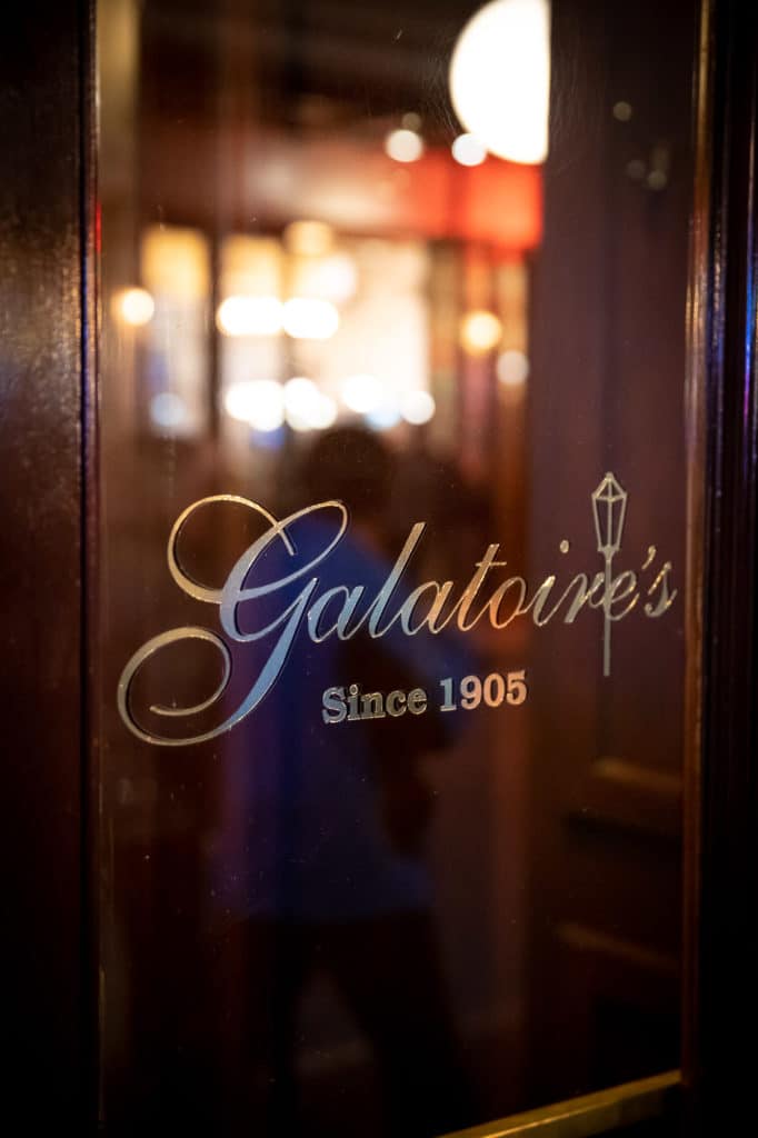 new-orleans-wedding-photographer-french-quarter-second-line-destination-atlanta-wedding-photographer-denis-reggie-0256