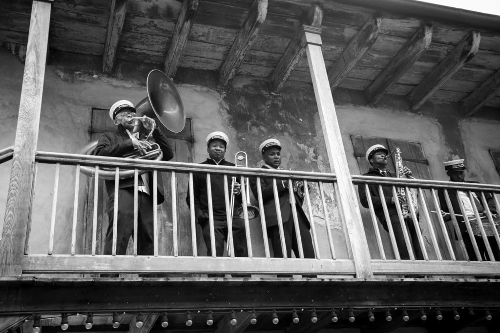 new-orleans-wedding-photographer-french-quarter-second-line-destination-atlanta-wedding-photographer-denis-reggie-1234