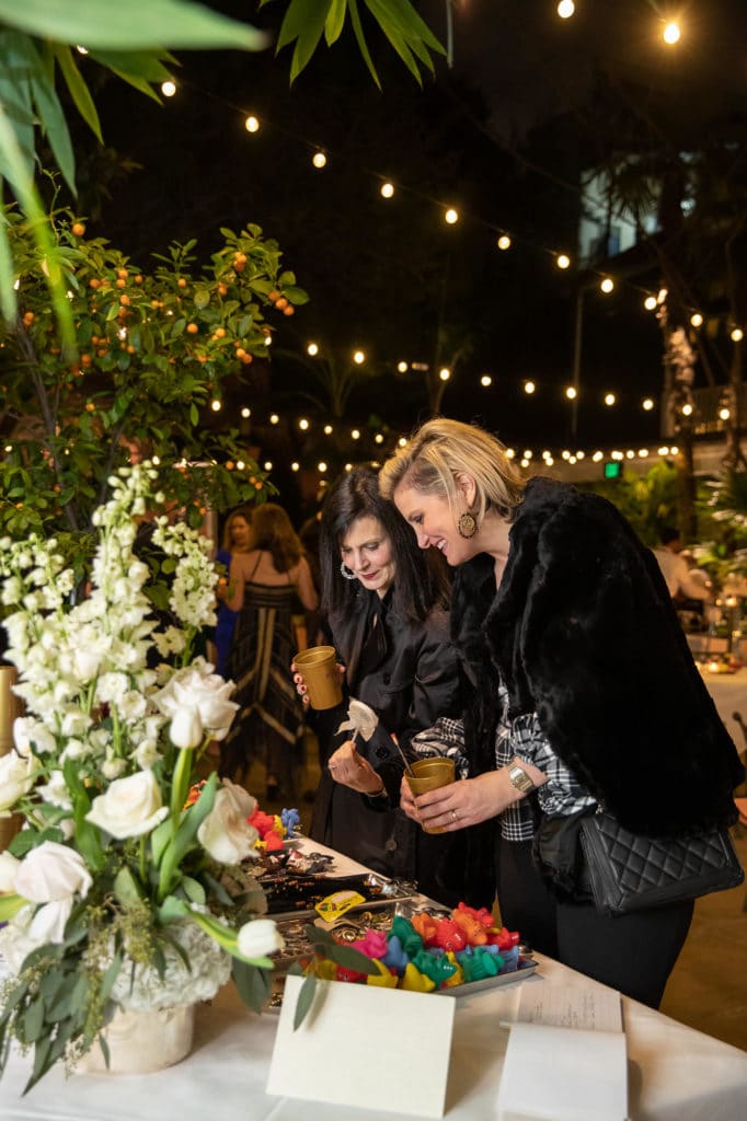 new-orleans-wedding-photographer-french-quarter-second-line-destination-atlanta-wedding-photographer-denis-reggie-1851