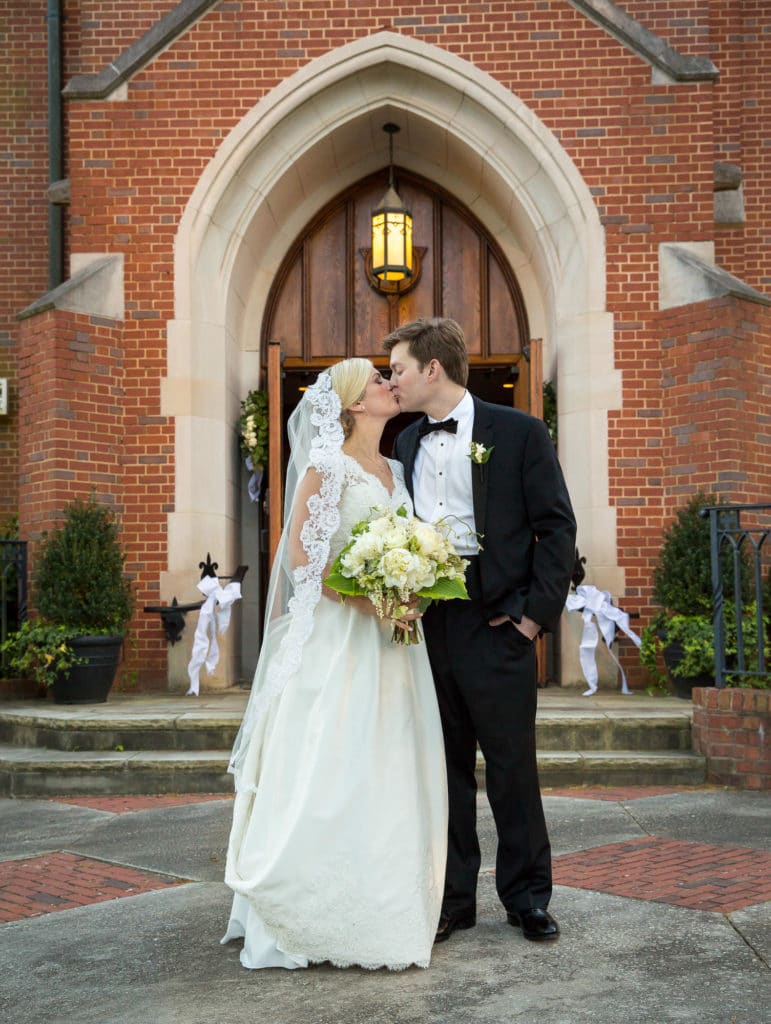 northside-united-methodist-church-wedding-st-regis-atlanta-wedding-photographer-denis-reggie-1540